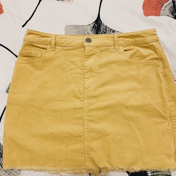 Skirt - Picture 2 of 2